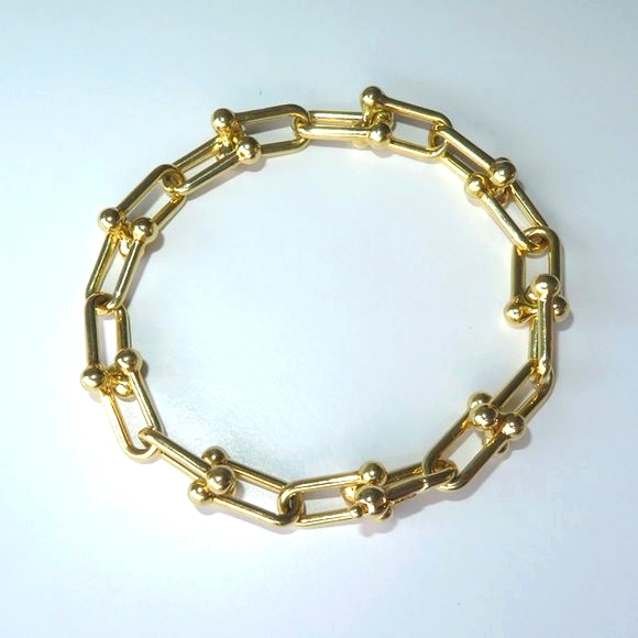 Stirrup 14K Solid Yellow Gold U Link Bracelet - Picture 3 of 15